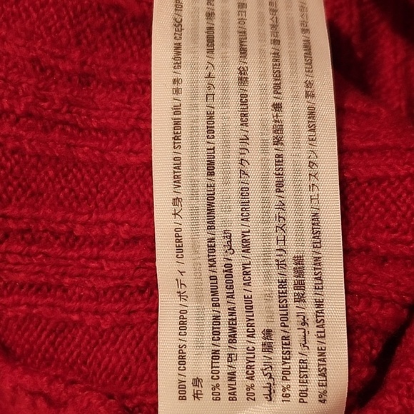 Red V-Neck Ribbed Sweater - Picture 5 of 5